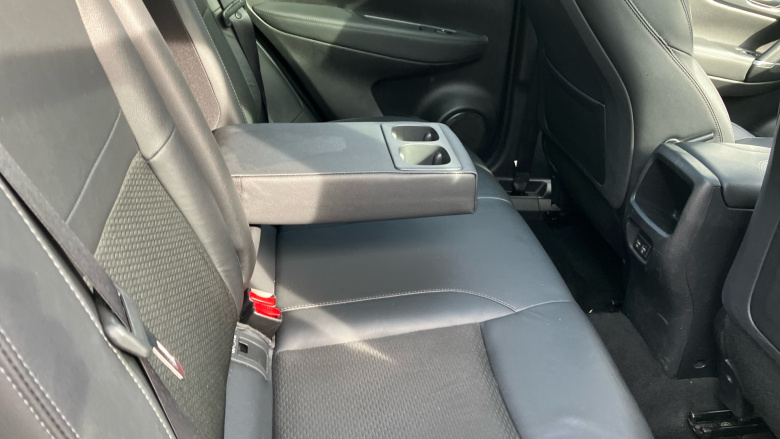 Nissan Qashqai 1.3 DiG-T Tekna 5dr Petrol Hatchback